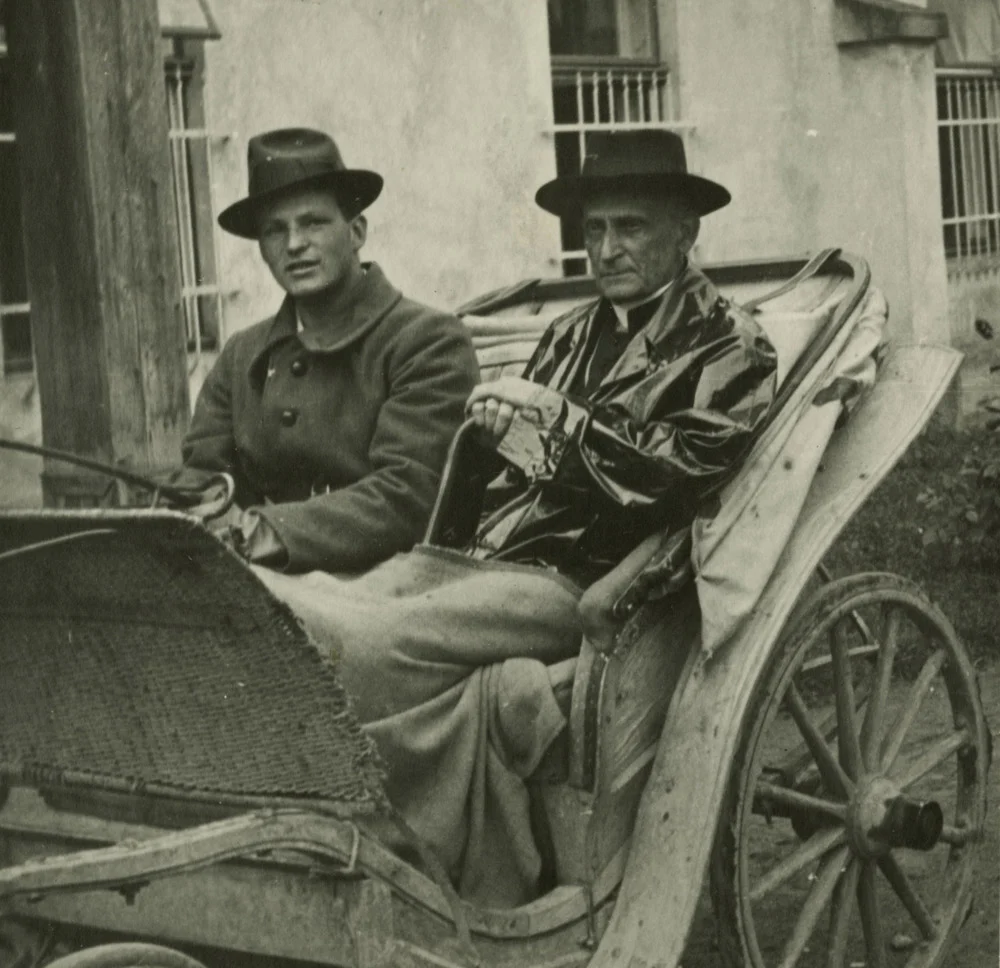 J&oacute;zef Stadnicki with Archbishop Adam Stefan Sapieha, Nawojowa, 1941