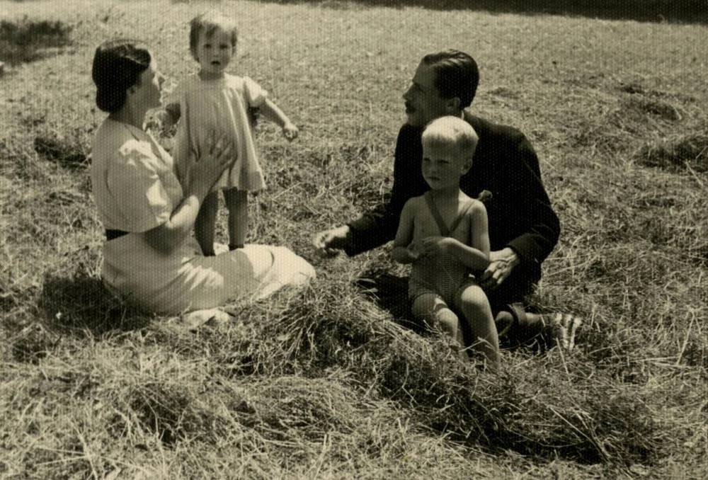 The marriage of Jean Caillot and Izabella Czartoryska, Warsaw, October 1967